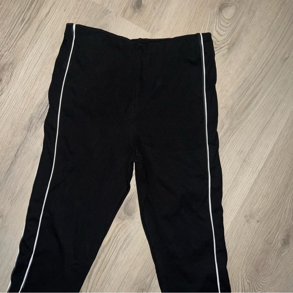 ASOS DESIGN Ribbed Capri Pants with Contrast Piping Size S NWT - Picture 8 of 9